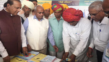 Awasthi advocates cashless transaction