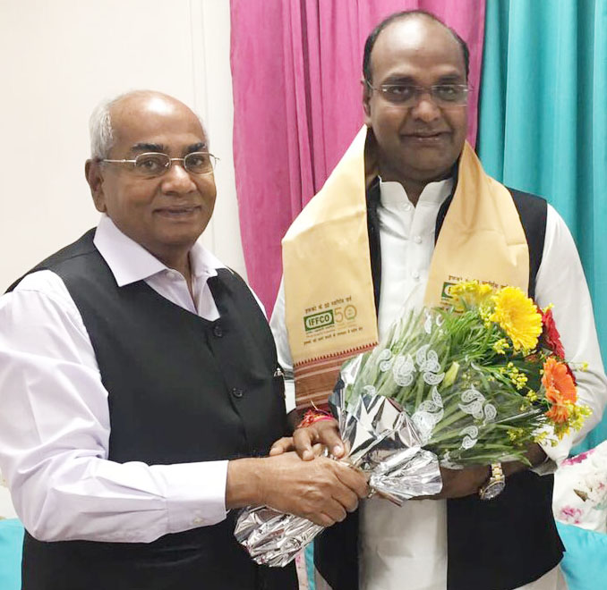 vishwas-sarang-and-awasthi-sir