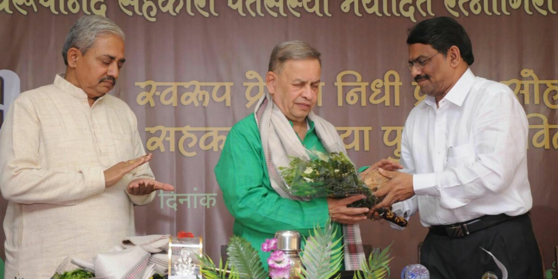 Marathe felicitated in Ratnagiri