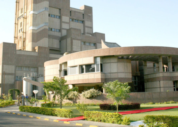 Banas Dairy to manage co-op medical college