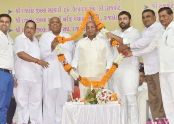 IFFCO MD felicitated in Gujarat