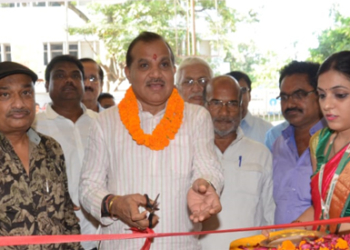 Savoring Litti-Chokha Yadav lauds co-op movement of Bihar