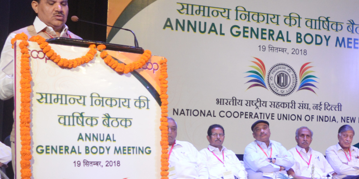 Chandra Pal asks marginal farmers to form co-ops