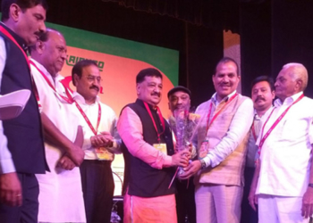 Kribhco: BJP man Patel thanks Chandra Pal for Award