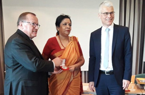 Nandani brings laurels to desi co-op movement