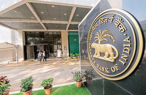 RBI seeks applications from UCBs for conversion into small banks