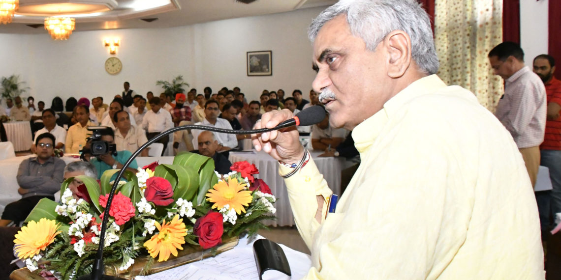 Sugar mill cooperators seek apology from Minister