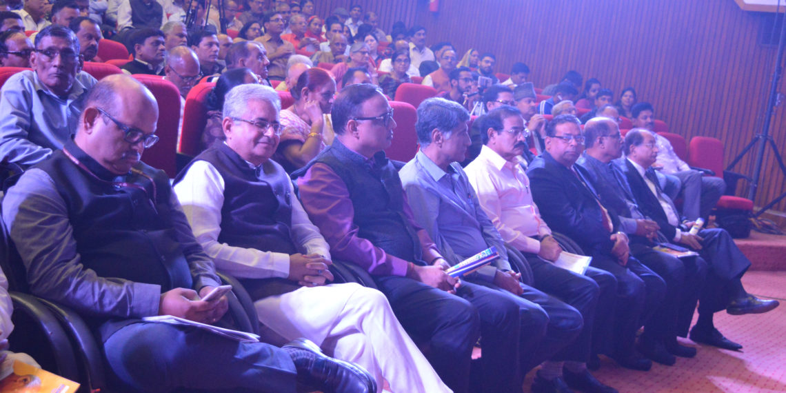 Co-operators gravitate to NCUI for launch of Co-op Week