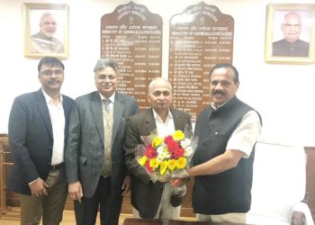 IFFCO: Kumar meets Gowda & Rupala