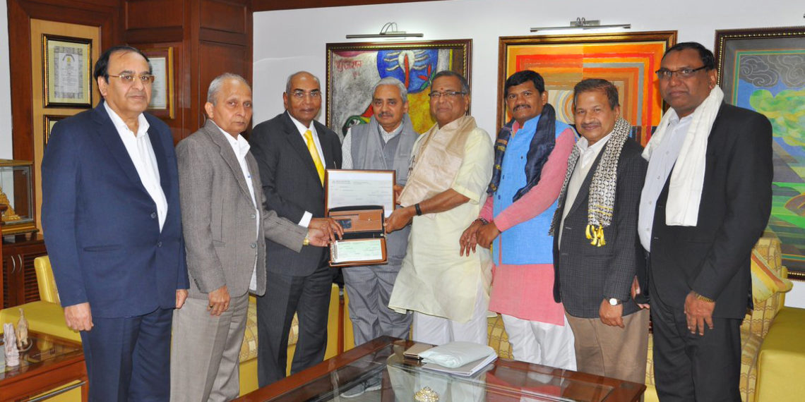 IFFCO hands over cheque to Sahakar Bharati
