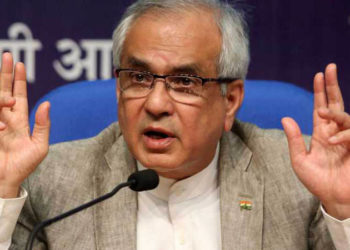 Modi govt to give farmers Rs 15000 per hectare?