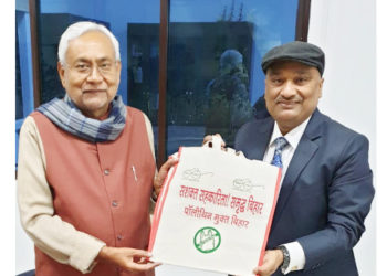 Nitish boosts Biscomaun efforts in making Bihar polythene-free