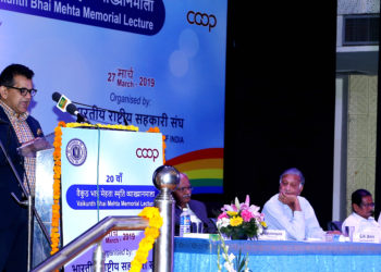 Doubling income: NITI Aayog CEO prefers Co-op over contract farming