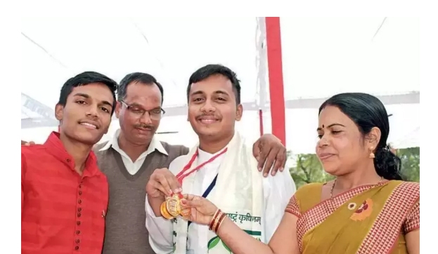 Amul: Sodhi’s chauffer son makes it to IIM-A