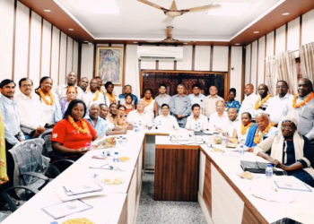 NCUI organizes Kenyan delegation’s visit to a Delhi’s co-op society