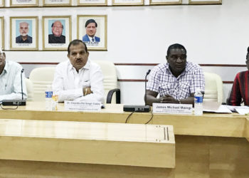 Chandra Pal explains gamut of co-op movement to Kenyan delegation