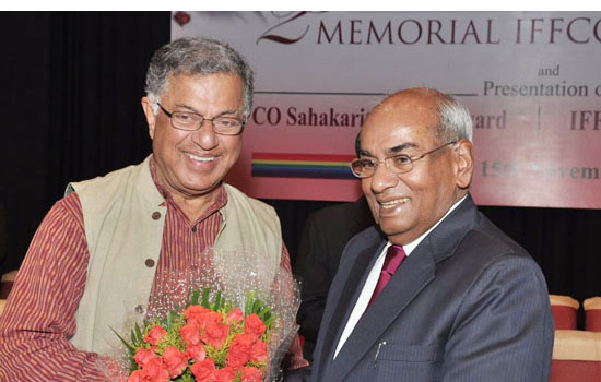 Cooperators remember Karnard for depicting their struggle