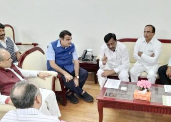 When Tomar and Gadkari sat together to solve credit co-op issues