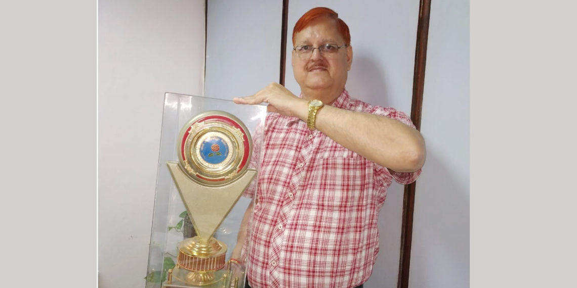 Kribhco: AGM Sanjay Singh bags award for use of Hindi