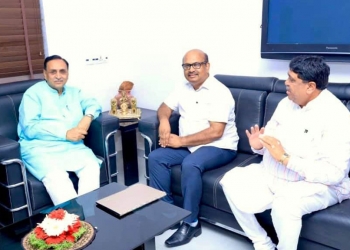 Seeking greater role: NCDC MD calls on Rupani