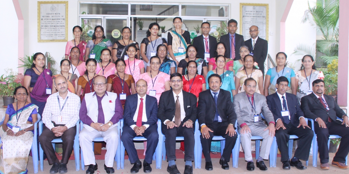 Vamnicom trains Sri Lankans on micro-finance and co-ops