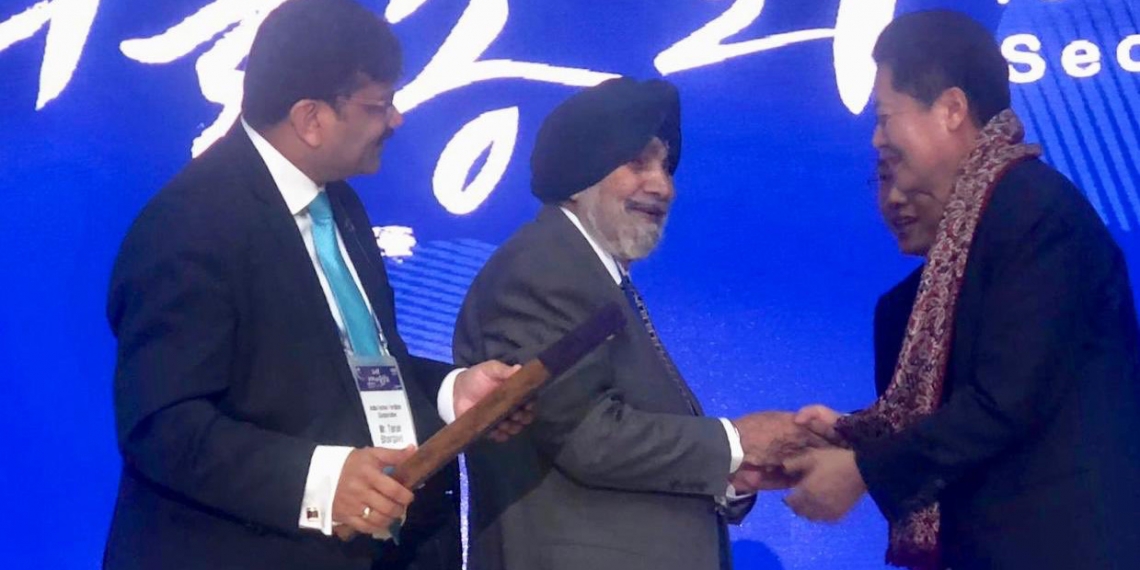 IFFCO Chairman felicitated at ICAO General Assembly in Seoul