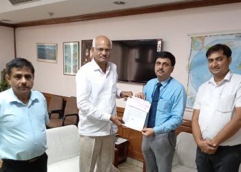 SVC Bank contributes to Co-op Education Fund