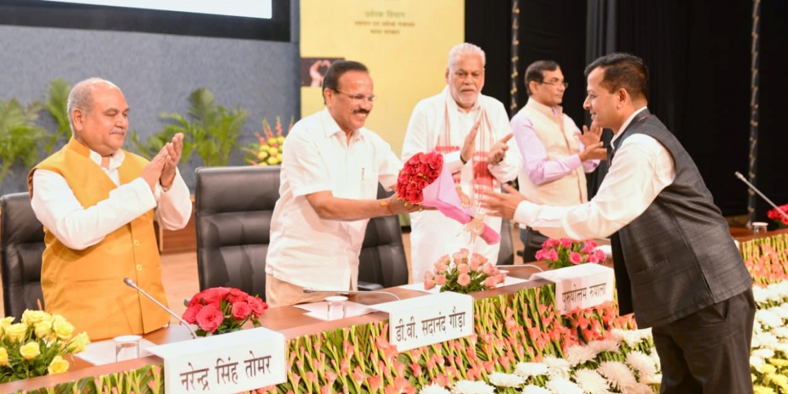 Tomar & Gowda inaugurate Fertilizer Application Awareness Program