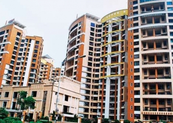 Hilarious: Typical AGM of a Housing Society in Mumbai