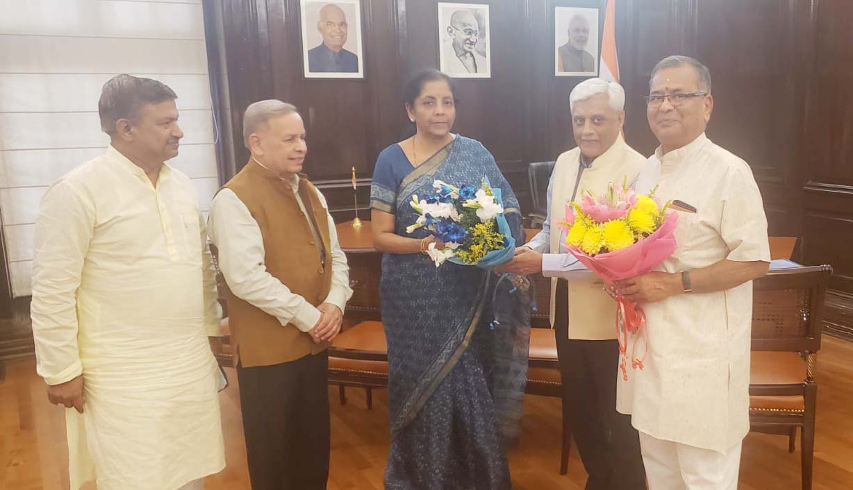 Sahakar Bharati team meets Nirmala, seeks UCB Cell in Ministry