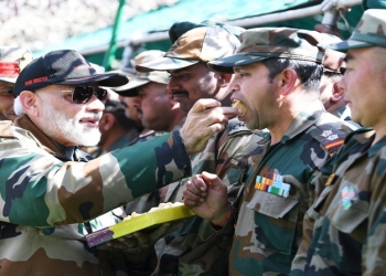 Cooperators join PM in wishing Diwali greetings