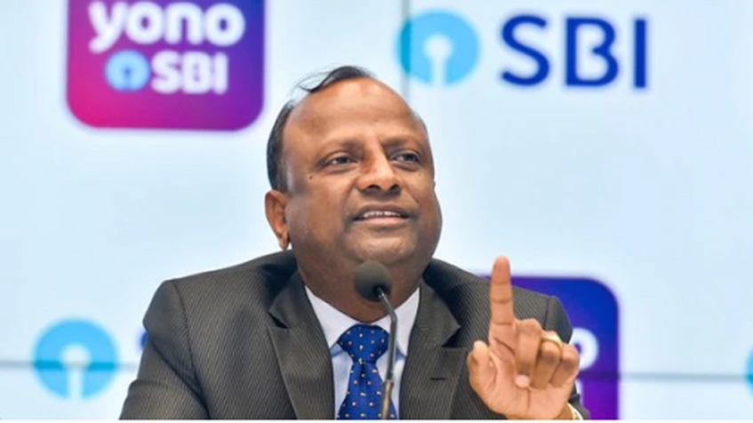 Co-op banks should not give loans: SBI Chairman
