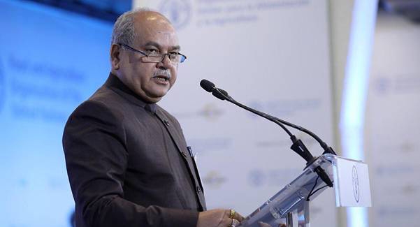 Tomar addresses participants at ITPGRFA in Italy