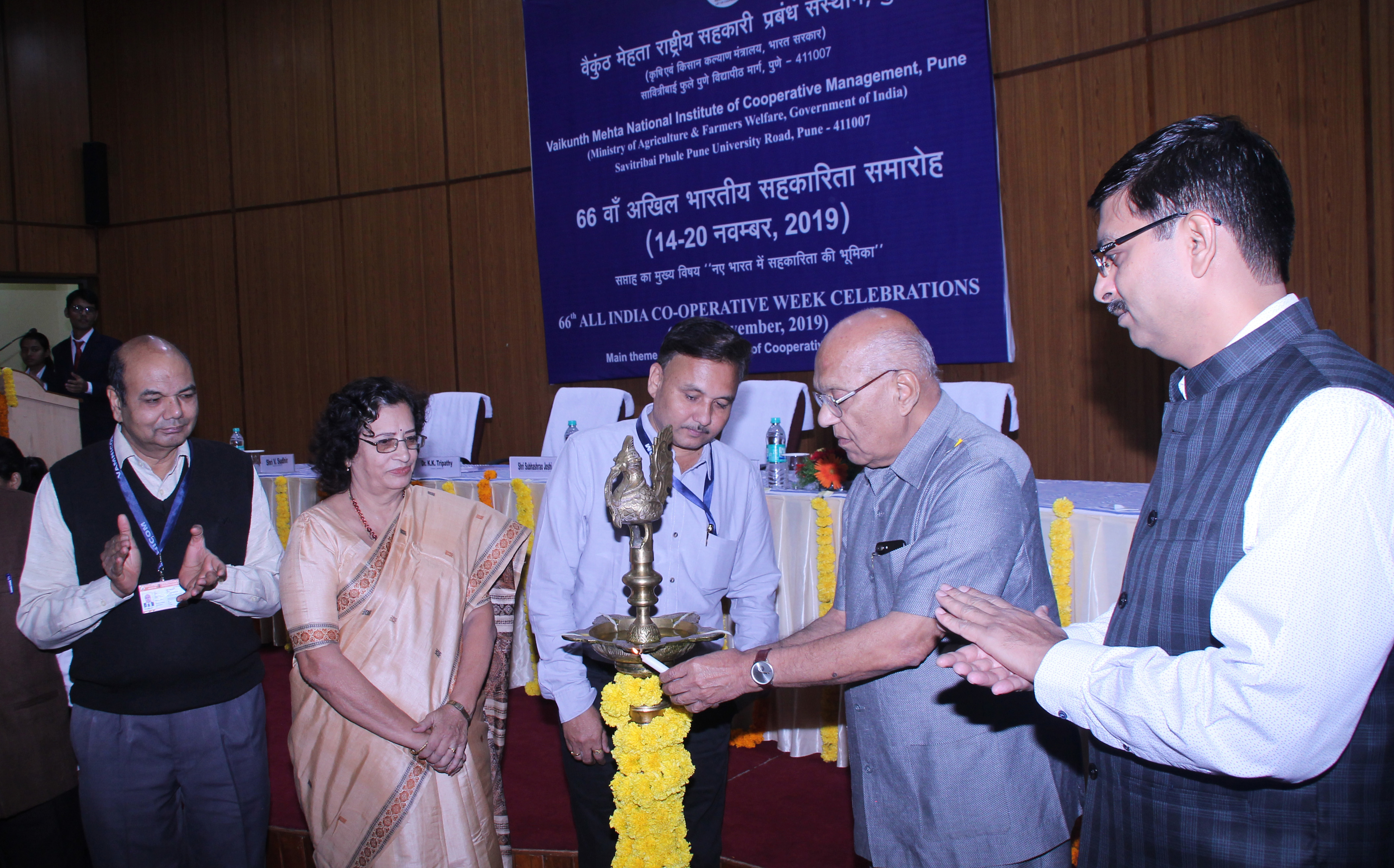 Vamnicom celebrates Co-op Week; remembers Mehta