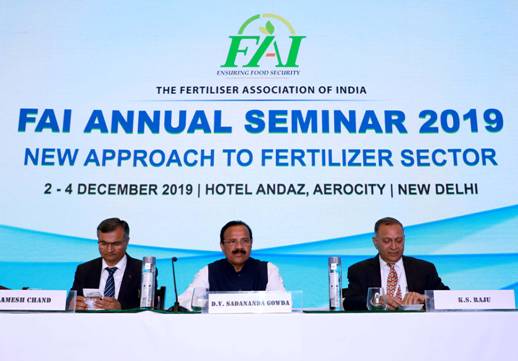 Gowda lauds IFFCO for Nano venture, calls the initiative close to PM’s dream