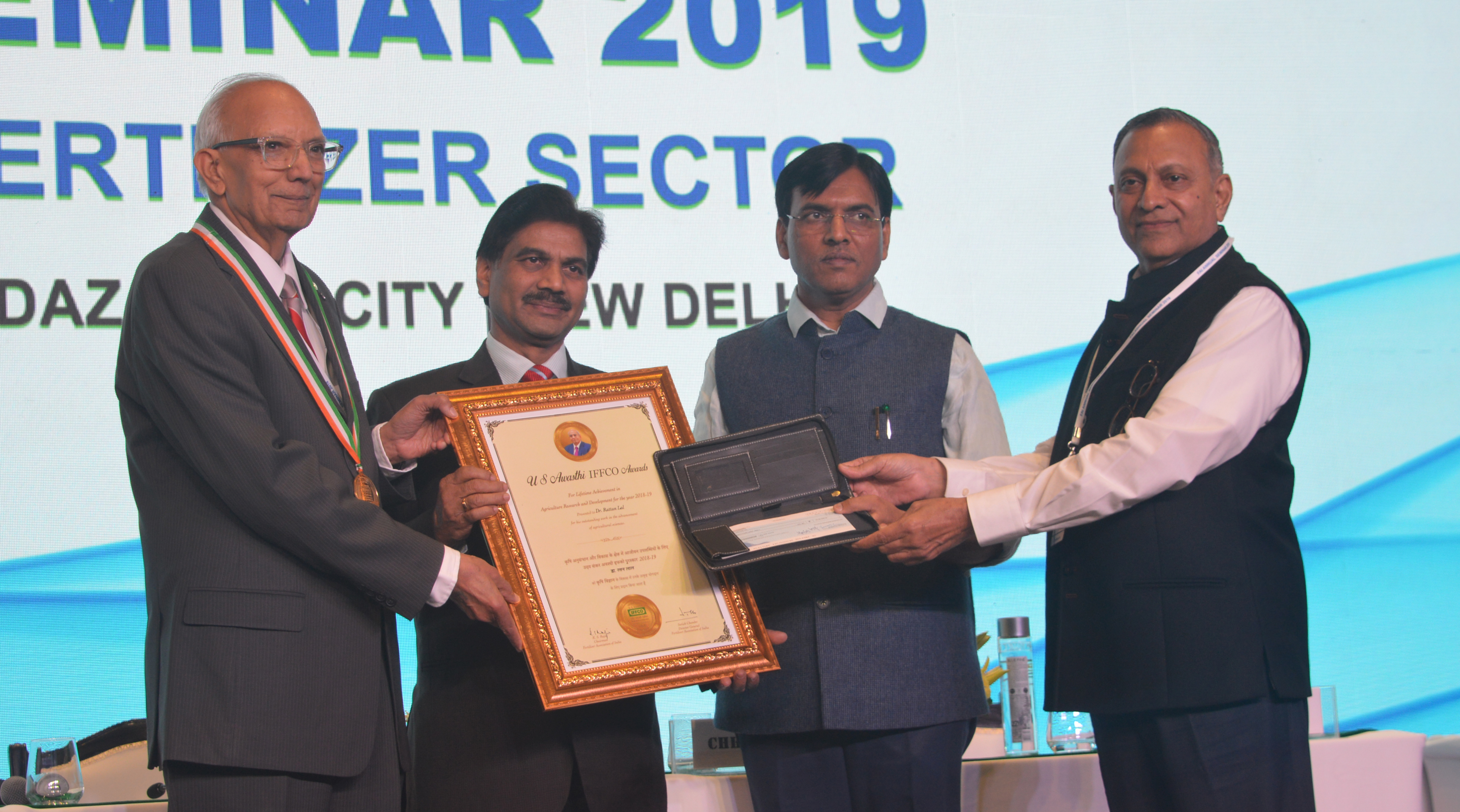 Dr Lal and Dr Nand win U S Awasthi IFFCO Award