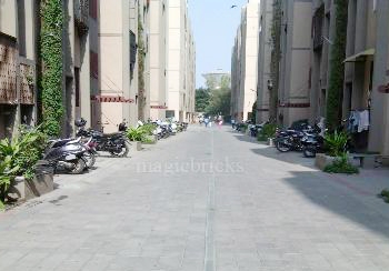 Complaint against Sakshat Co-op Housing Society, Ahmedabad