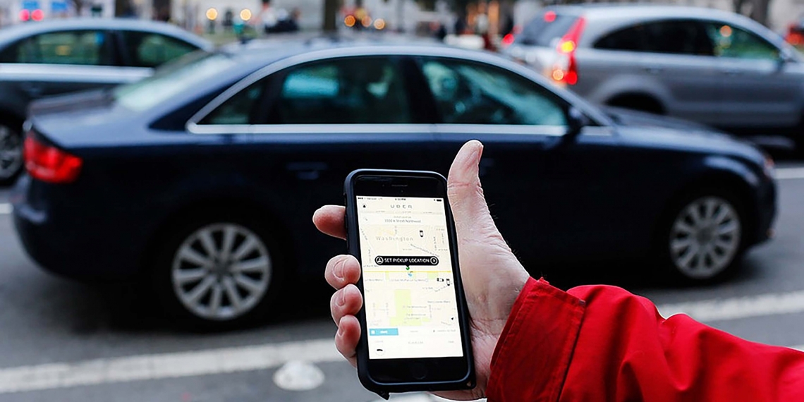 More room for taxi co-ops as Uber loses its London licence?