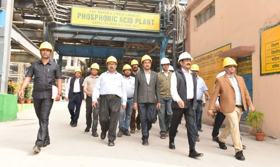 Fertilizer Secretary visits IFFCO’s Paradeep Unit