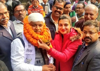 Delhi Co-op Minister Gautam gets AAP ticket