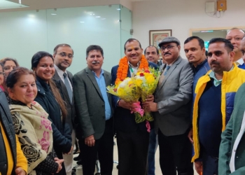NCUI employees also greet election-hero Chandra Pal