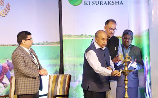 Secretary Agarwal reviews Fasal Bima in Udaipur