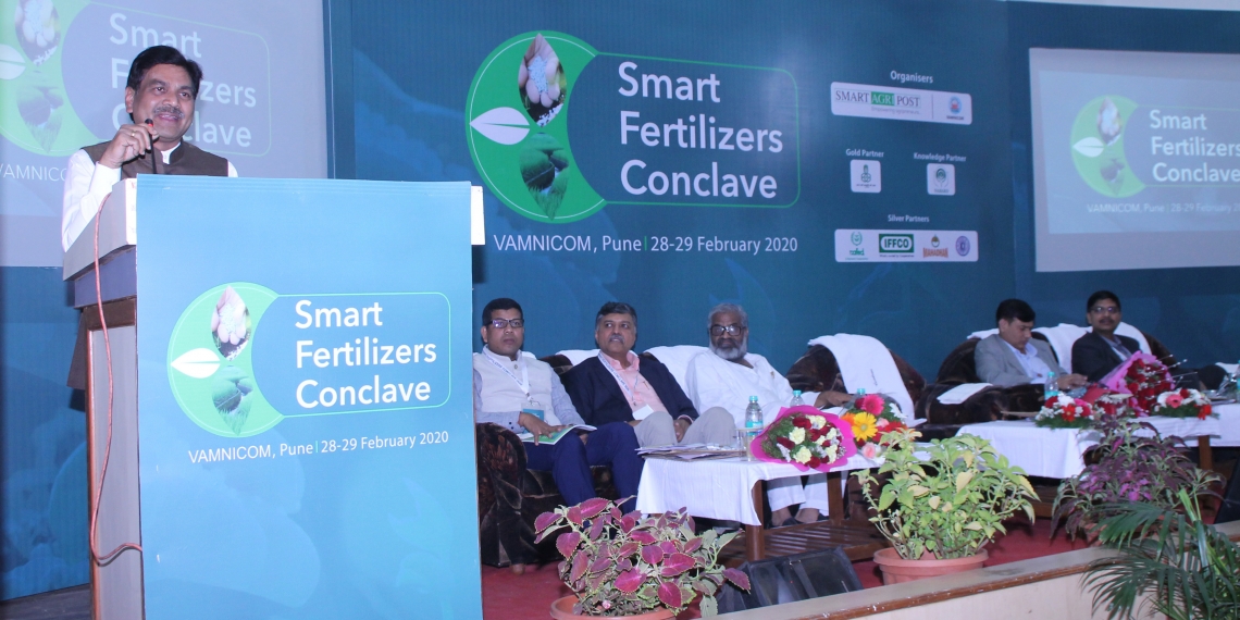 Vamnicom holds conference on soil health, Secretary attends