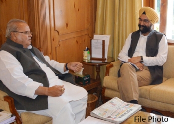 Sodhi meets J&K Guv; evinces interest in dairy promotion