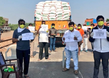 Gowda lauds IFFCO for providing masks