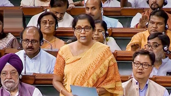 Amidst ruckus, Minister tables banking amendment bill in Lok Sabha