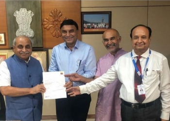 Kalupur Commercial Co-op Bank donates Rs 1.11 crore