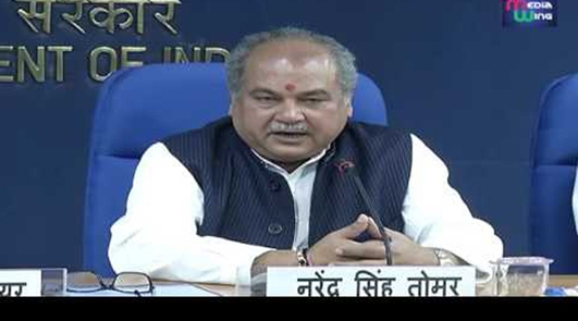 Tomar holds Video-Conference to felicitate farm activities across India