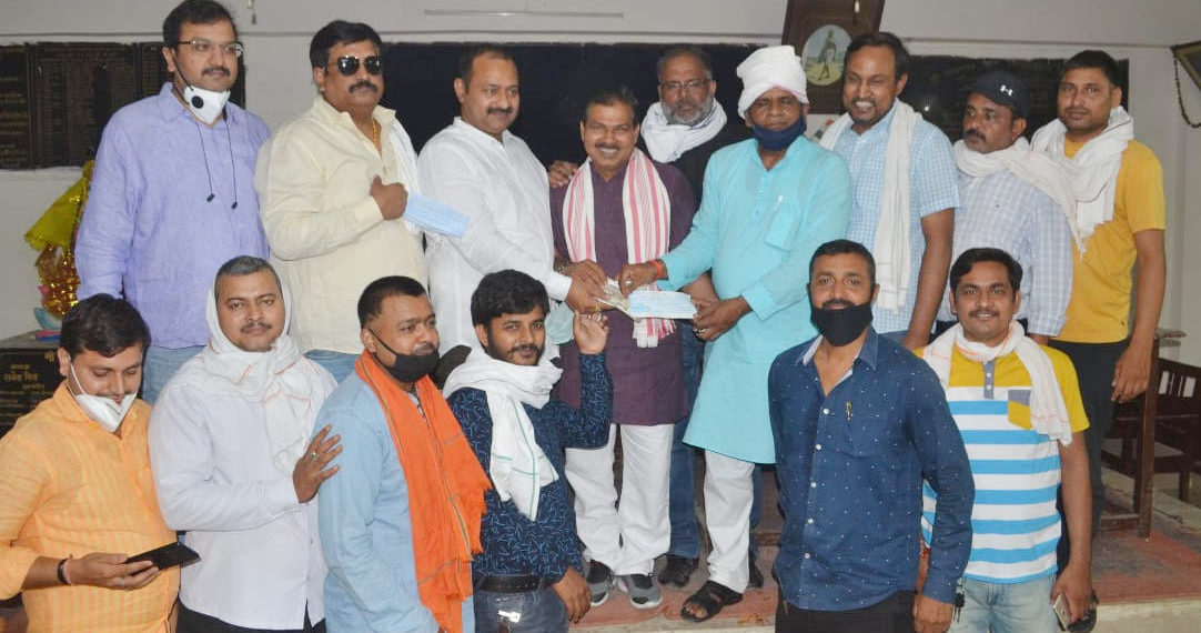 Varanasi DCCB Chairman Ajay Rai helps lawyers