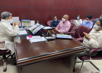 Verma meets officials to expedite loans for farmers